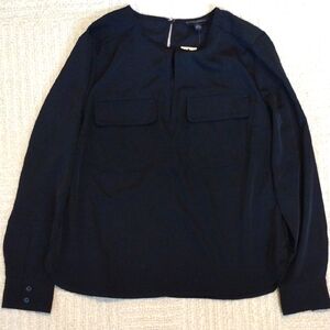 NWT-Banana Republic Black Blouse